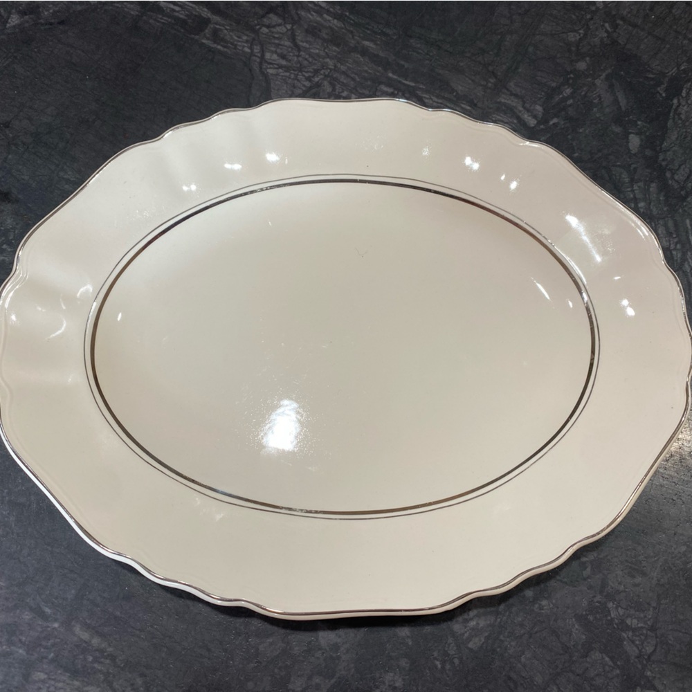 Elegant Cream Oval Serving Platter